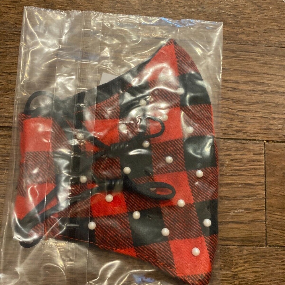 Lele Sadoughi Red & Black Buffalo Plaid Face Mask